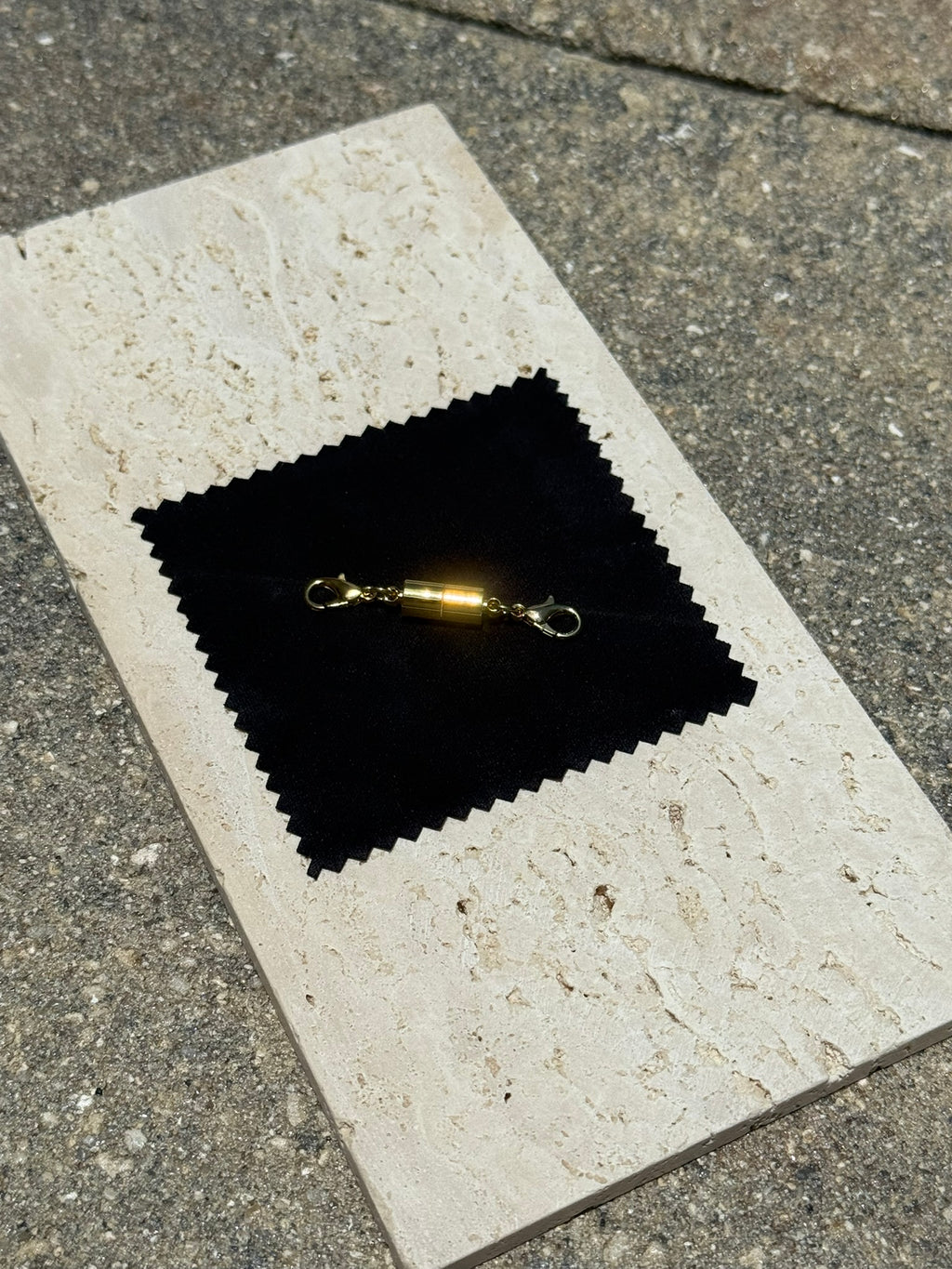 Oruma | Magnetic Clasp Jewelry Attachment