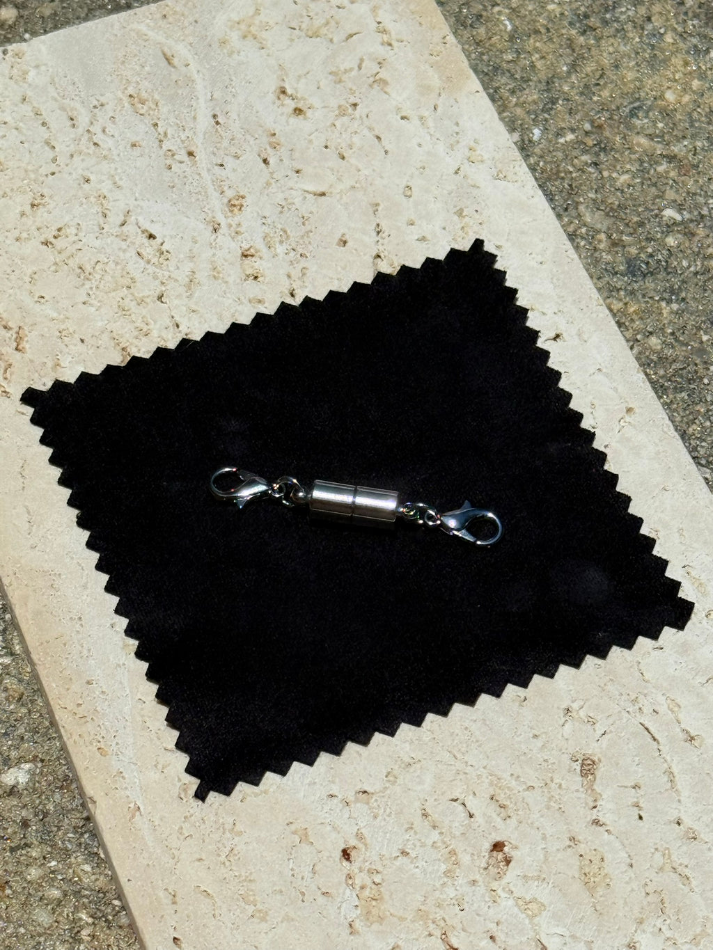 Oruma | Magnetic Clasp Jewelry Attachment